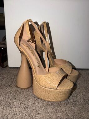 Neutral Croc-Embossed Tan Platform Slingback Heels